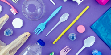 დღეიდან სურსათთან შეხებისათვის განკუთვნილი პლასტმასის გარკვეული საგნების რეალიზაცია იკრძალება