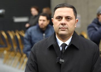 “ვიღაც კიდევ სადღაც მნიშნავს, რომ კიდევ გადავამეტო?” – მიქაუტაძე მოსამართლეს