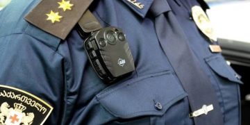 შსს პოლიციელებისთვის დამატებით 300 სამკერდე კამერას ყიდულობს – ღირებულება ნახევარ მილიონ აჭარბებს