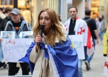 „მე ვარ პოლიტპატიმარი, თუ დაუყოვნებლივ არ გამათავისუფლებთ, დღესვე ვიწყებ მშრალ შიმშილობას“ – ნინა სანდერი