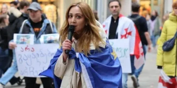 „მე ვარ პოლიტპატიმარი, თუ დაუყოვნებლივ არ გამათავისუფლებთ, დღესვე ვიწყებ მშრალ შიმშილობას“ – ნინა სანდერი