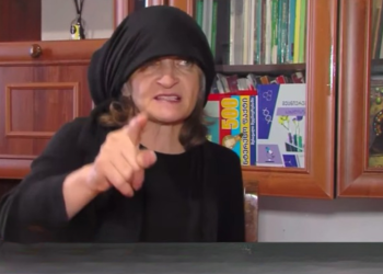 არასრუწლოვანი გოგონას დედის მიერ გავრცელებულ წერილს ეკა კუპატაძე საჯაროდ პასუხობს