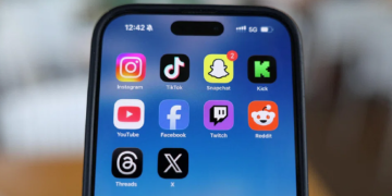 დიდი ბრიტანეთი ბავშვებისთვის სოციალური ქსელის აკრძალვას განიხილავს