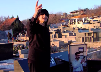 ,, იმ დალეწილი ხალხის მშობლებო, რატო გეძინათ? თქვენმა სიჩუმემ მოკლა ჩემი სპეტაკი შვილი” – გიგა ავალიანის დედა