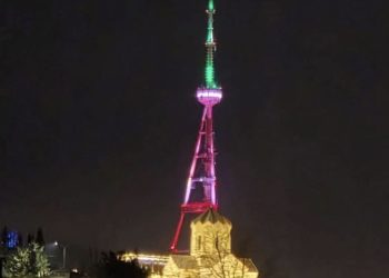 ,, გულთგონთხართა?!” – ,,დაეჭირათ” – თბილისის ანძის ირანის დროშის ფერებში განათებაზე