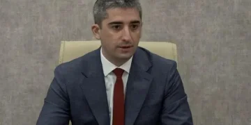 ალან გაგლოევმა “პარლამენტს“ ე.წ. პრემიერ-მინისტრის თანამდებობაზე ძამბოლატ თედეევის კანდიდატურა წარუდგინა