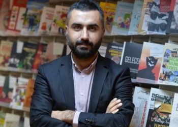 თურქეთში „დოიჩე ველეს“ ჟურნალისტი ალიჯან ულუდაგი დააკავეს