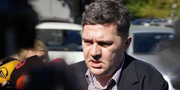 „ვთვლი, რომ ეს ხელისუფლება არის დასამხობი. ერთადერთი გზა ეს არის იმისთვის, რომ მოვიპოვოთ თავისუფლება“ – ბაჩო ახალაია