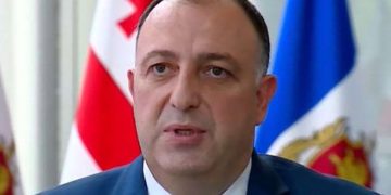 “დიდი უზრდელობების ლექსიკონი” პროკურატურისგან – შეგვიძლია, თუ არა, ხელი მოვაწეროთ დოკუმენტს წაუკითხავად და რა ძალა ექნება ასეთ დოკუმენტს?