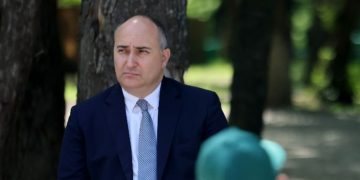 ჯუანშენ ბურჭულაძეს ესპანეთში სახლი და მეუღლის მშობლების საპენსიო ანგარიშები დაუბლოკეს- ადვოკატი