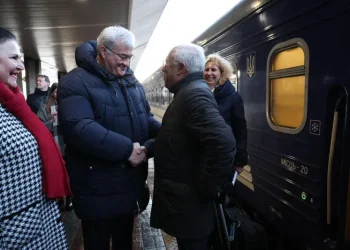 ურსულა ფონ დერ ლაიენი და ანტონიო კოშტა კიევში ჩავიდნენ