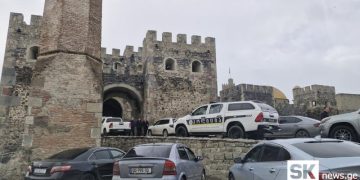 მუზეუმის დაცვის თანამშრომელს ცეცხლსასროლი იარაღით ჭრილობა თავის არეში აქვს მიყენებული