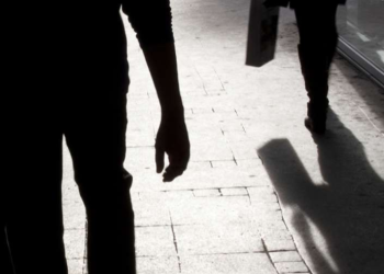 გორში არასრულწლოვანის ადევნების ფაქტზე 61 წლის კაცი დააკავეს