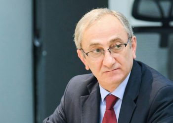 “როდემდე უნდა იქნიოთ ორკაპა კუდი და აბაკუნოთ ალესილი ჩლიქები?!” – ბონდო მძინარაშვილი