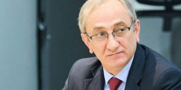 “როდემდე უნდა იქნიოთ ორკაპა კუდი და აბაკუნოთ ალესილი ჩლიქები?!” – ბონდო მძინარაშვილი