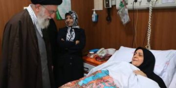 ალი ხამენეის მეუღლე ცოცხალია