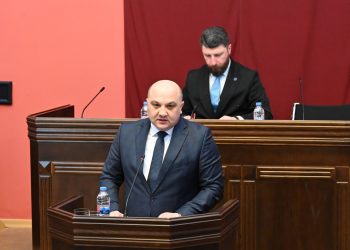 მძღოლებისთვის ჯარიმები მკაცრდება და ახალი ამკრძალავი საგზაო ნიშანი ემატება