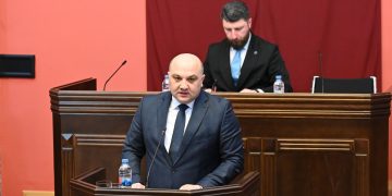 მძღოლებისთვის ჯარიმები მკაცრდება და ახალი ამკრძალავი საგზაო ნიშანი ემატება