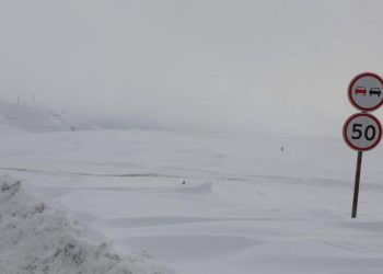 გუდაური-კობის მონაკვეთზე აკრძალულია ყველა სახის ტრანსპორტის მოძრაობა – გზების დეპარტამენტი