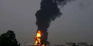 აბუ-დაბიში სარაკეტო იერიშის შედეგად ხუთი ადამიანი დაშავდა