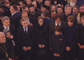 ბიძინა ივანიშვილი სამებაში მივიდა