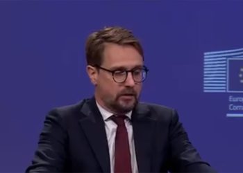 “საქართველოს ყველა მოქალაქე ევროკავშირის საზღვრების გადაკვეთისას გაძლიერებულ შემოწმებას გაივლის” – ევროკომისია