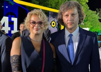 “აკაცუკები – იზოლაციაში ვამყოფოთ, უარი ვთქვათ მოგზაურობაზე, ემიგრანტები დავაბრუნოთ” – მოროშკინა