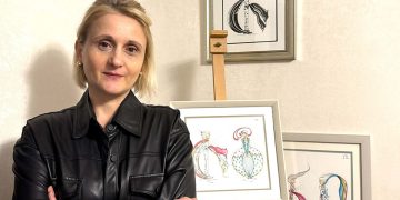 როცა ანბანი სუნთქვას იწყებს – მხატვარ თამთა ელბაქიძის სამყარო, სადაც ქართული ასობგერები ადამიანებად გარდაისახნენ