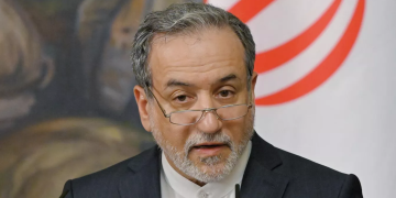 ირანელი მინისტრი მოსკოვში პუტინს შეხვდება