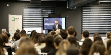 შეხვედრა ახალგაზრდებთან რუსთავის ახალგაზრდულ ცენტრში