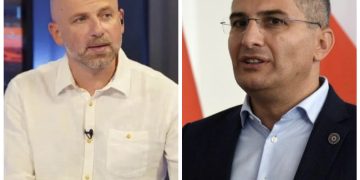 ,,სამაგიეროდ, ექნება ენა, რომელსაც გამოგვიყოფს, ხოლმე, პერიოდულად “იმედის” და რ2-ს ეთერიდან“ – მერაბ მეტრეველი მამუკა მდინარაძეზე