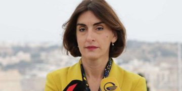 „რა არ მოსწონს ამ კურსში კაია კალასს, ეს გაუგებარია“ – მაკა ბოჭორიშვილი