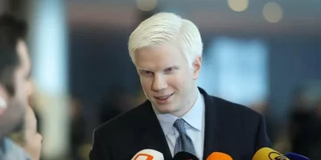 „ვგმობ ძალადობას“ – ცოტნე ივანიშვილი