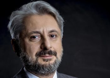 “თქვენ იმას დაელოდეთ, ბიძინა რა დასკვნებს გამოიტანს ორბანის მარცხიდან ახლა და…  მეცხრამეტე წრეზე რომ დაიჭერს ყველას…” – ნიკა გვარამია