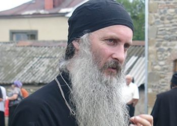 “ანაფორა გაიხადა და მომახვია” – უცნობი ისტორია მეუფე ისაიაზე