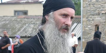 “ანაფორა გაიხადა და მომახვია” – უცნობი ისტორია მეუფე ისაიაზე