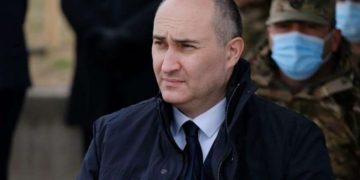 პროცესის რა ნაწილის დახურვა სთხოვა ბურჭულაძემ მოსამართლეს?