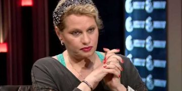 “ჩამობანეთ ქვეყანას ტალახი” – მოროშკინა