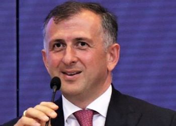 “1 მილიონიანი სახლი წავკისში, 280,000 ლარიანი ბინა, 152,000 ლარი საჩუქრად დედისგან” – ზურაბ პატარიძის ქონება