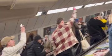 “რუსებო, სახლში წადით!” – ვიდეო ბუდაპეშტის მეტროდან