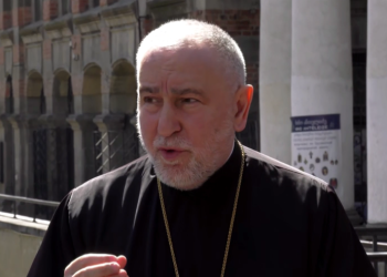 პატრიარქის არჩევის პროცესში საერო პირები არ უნდა ჩაერიონ, საკითხი სინოდს უნდა მივანდოთ – მამა გიორგი ზვიადაძე