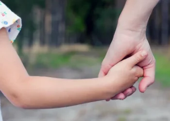 საქართველოში 2025 წელს 32 ბავშვი გაშვილდა