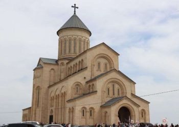 ბრწყინვალე შვიდეულის სამშაბათს, ივერიის ყოვლადწმინდა ღვთისმშობლის ხატის ხსენების დღეა