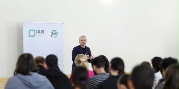 შეხვედრა ახალგაზრდებთან ლანჩხუთში საარჩევნო საკითხებთან დაკავშირებით