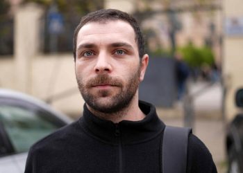 გელა ხასაია დაზარალებულის სტატუსის მქონე რამაზ ჩადუნელმა სხდომათა დარბაზში ვერ იცნო