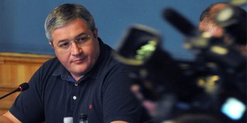 “საყვარელო გორელებო, იცით, არცერთ გასაჭირში არ მიმიტოვებიხართ, დამიჯერეთ, ნამდვილად დროა, მიდით დღეს 19 საათზე სამხარეო პოლიციასთან”– გივი თარგამაძე