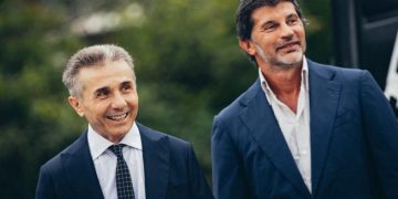 “ხვალ მე თქვენ გადმოგცემთ ერთ საინტერესო წიგნს” – რა წიგნი აქვს კალაძეს ივანიშვილზე?