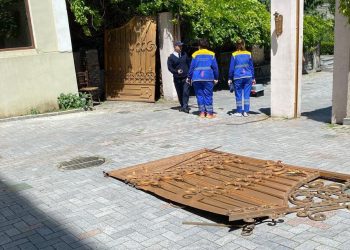 საპატრიარქოს ჭიშკარი მანქანით შეანგრიეს – “ტვ იმედი”