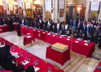 სამების ტაძარში სინოდის გაფართოებული კრება მიმდინარეობს