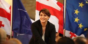 “სირბილი არ შემიძლია, ბრძოლა შემიძლია”– ელენე ხოშტარიას წერილი ციხიდან